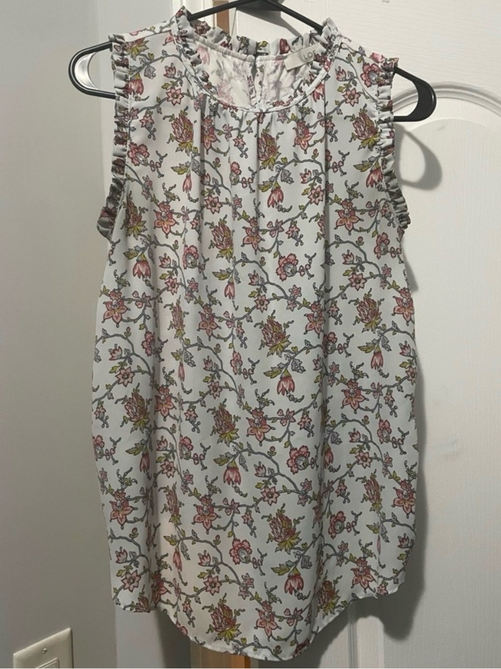 LOFT Floral Sleeveless Blouse